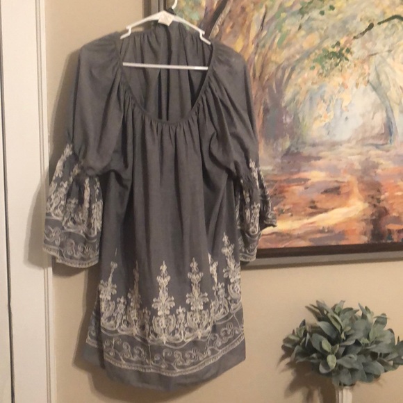 Sassy Bling Tops - Gray Detailed Top